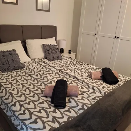 Opg Pelejs Nyaraló *