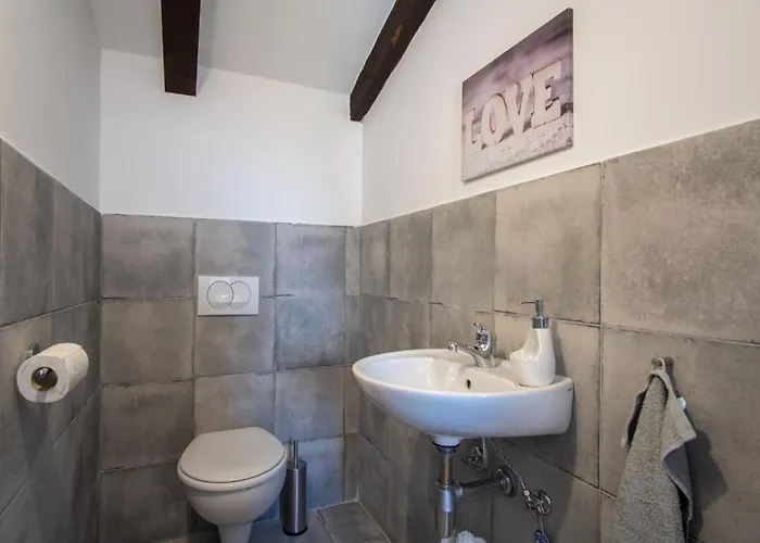 펜션 Opg Pelejs Košljun