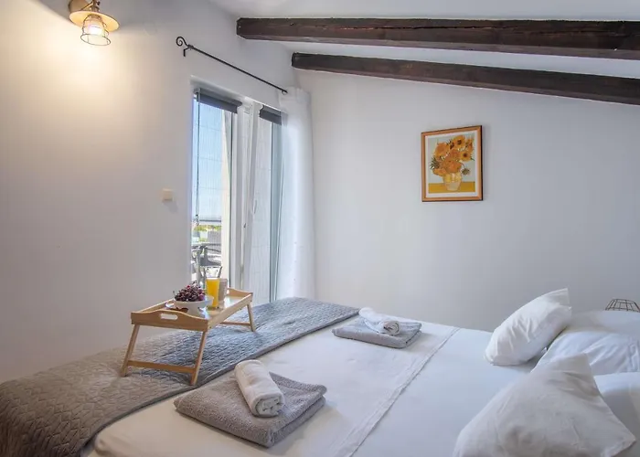 Opg Pelejs Vikendica