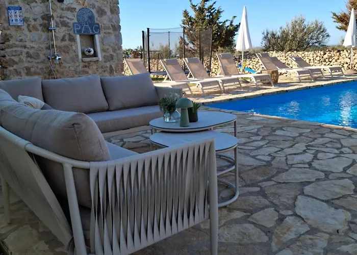 Opg Pelejš 度假居 *